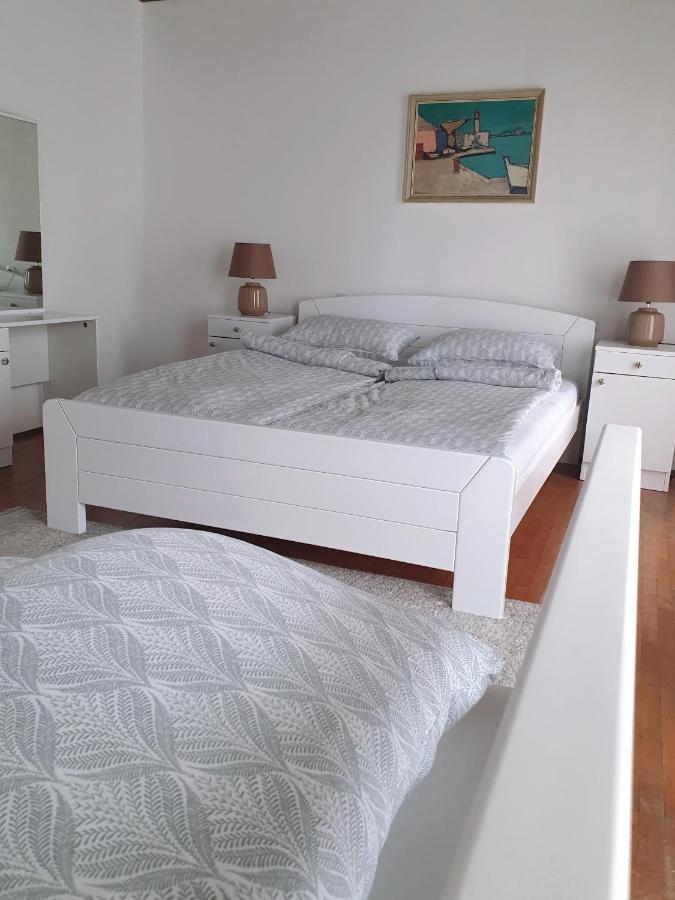 Holiday Home Dunja Abbazia Esterno foto